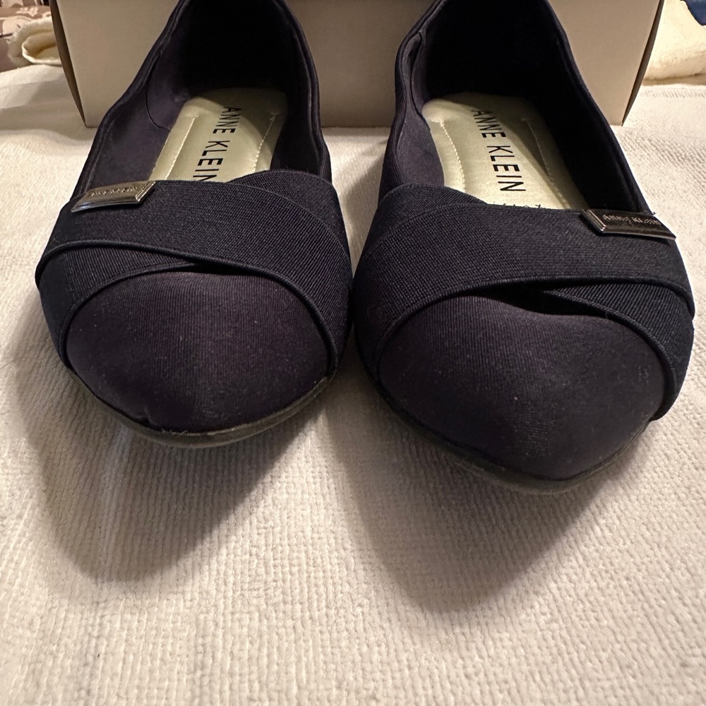 Anne Klein Womens Shoes iFlex Oleesa Size 9M Blue Pointed Ballet Flats Pre Owned - Picture 3 of 6